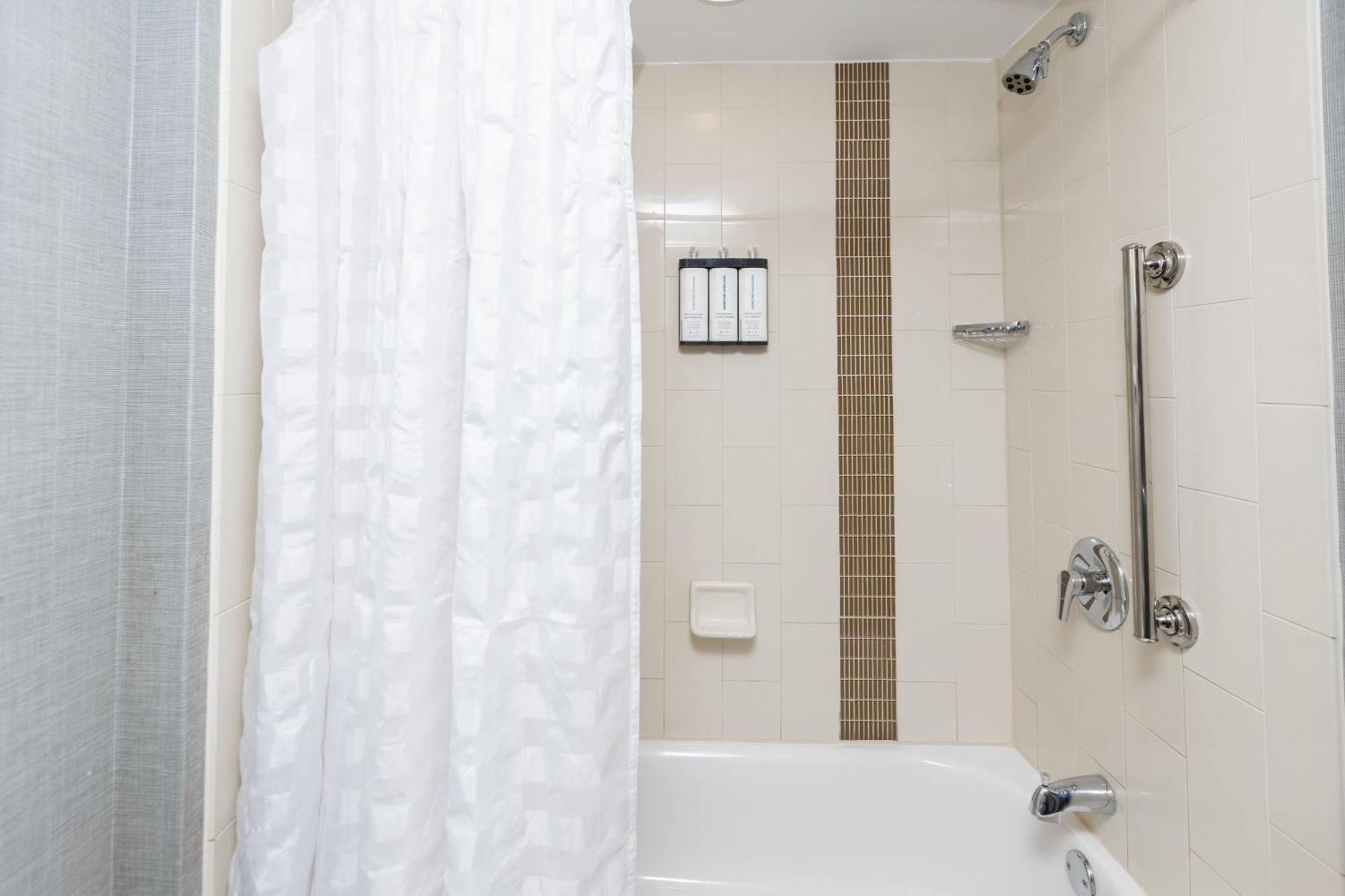 Hyatt Place Charlotte Arrowood Exterior foto